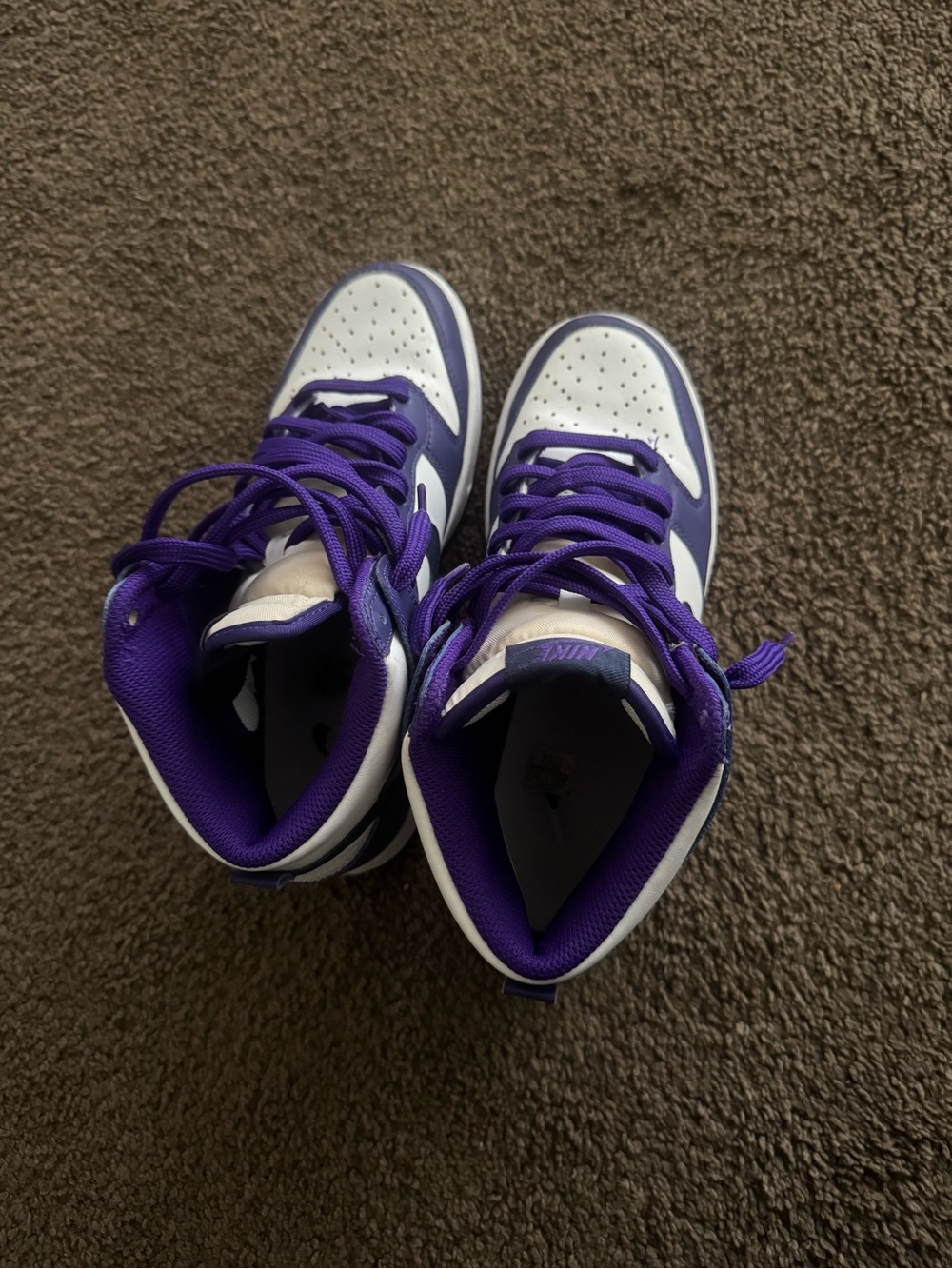 Nike Women's Purple Running Sneakers - Picture 2 of 3